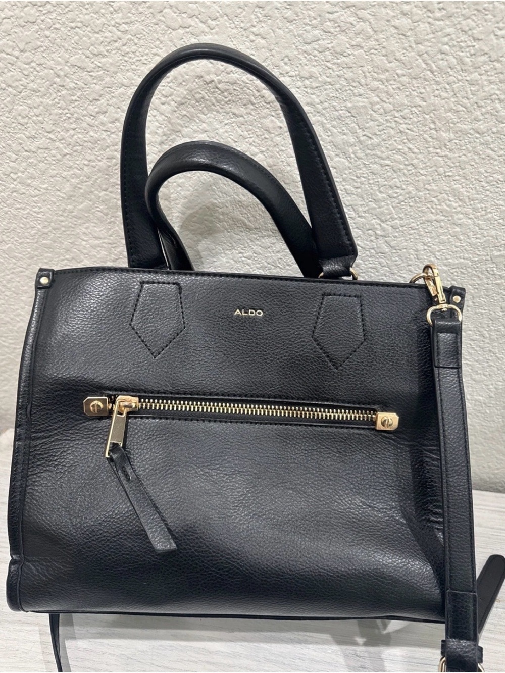 ALDO Black Leather Satchel Tote Crossbody Bag Gold Hardware Womenโs Handbag